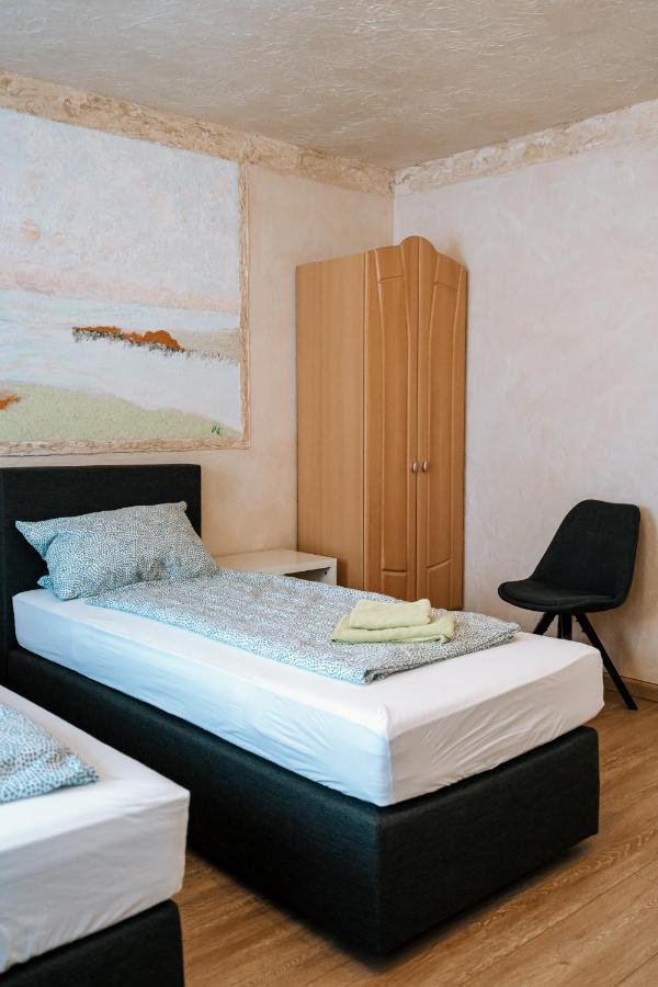 Dill Hotel Ilsede Buitenkant foto